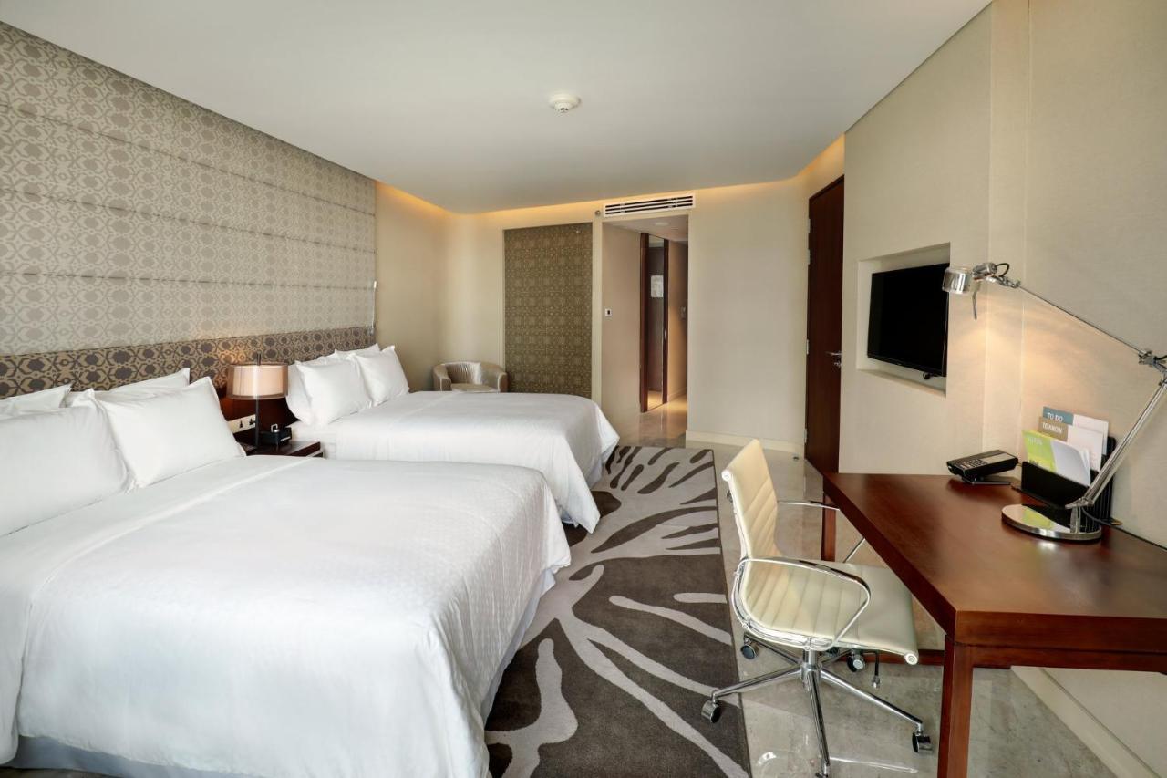 Crowne Plaza Dhaka Gulshan By Ihg Екстериор снимка