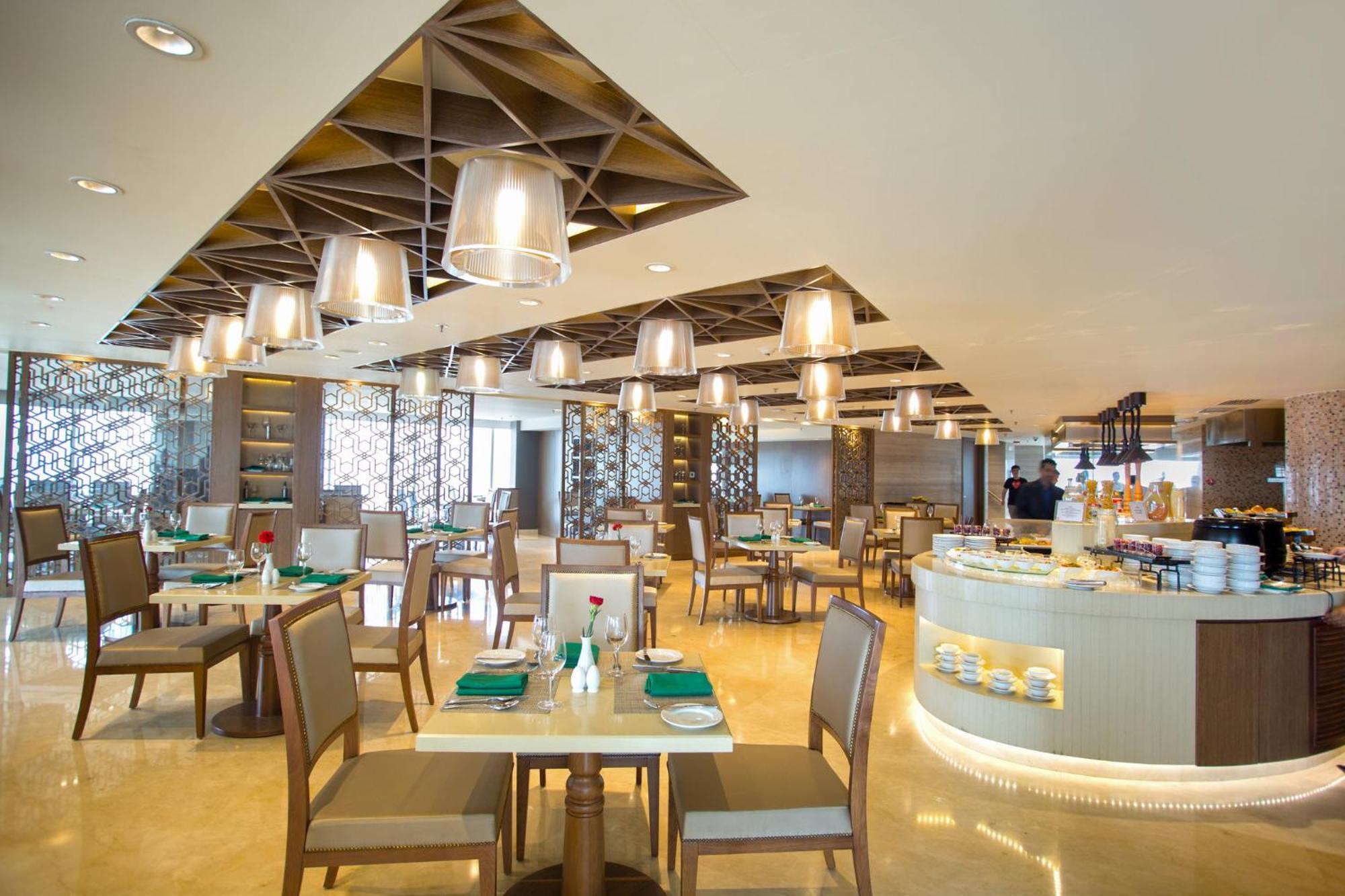 Crowne Plaza Dhaka Gulshan By Ihg Екстериор снимка