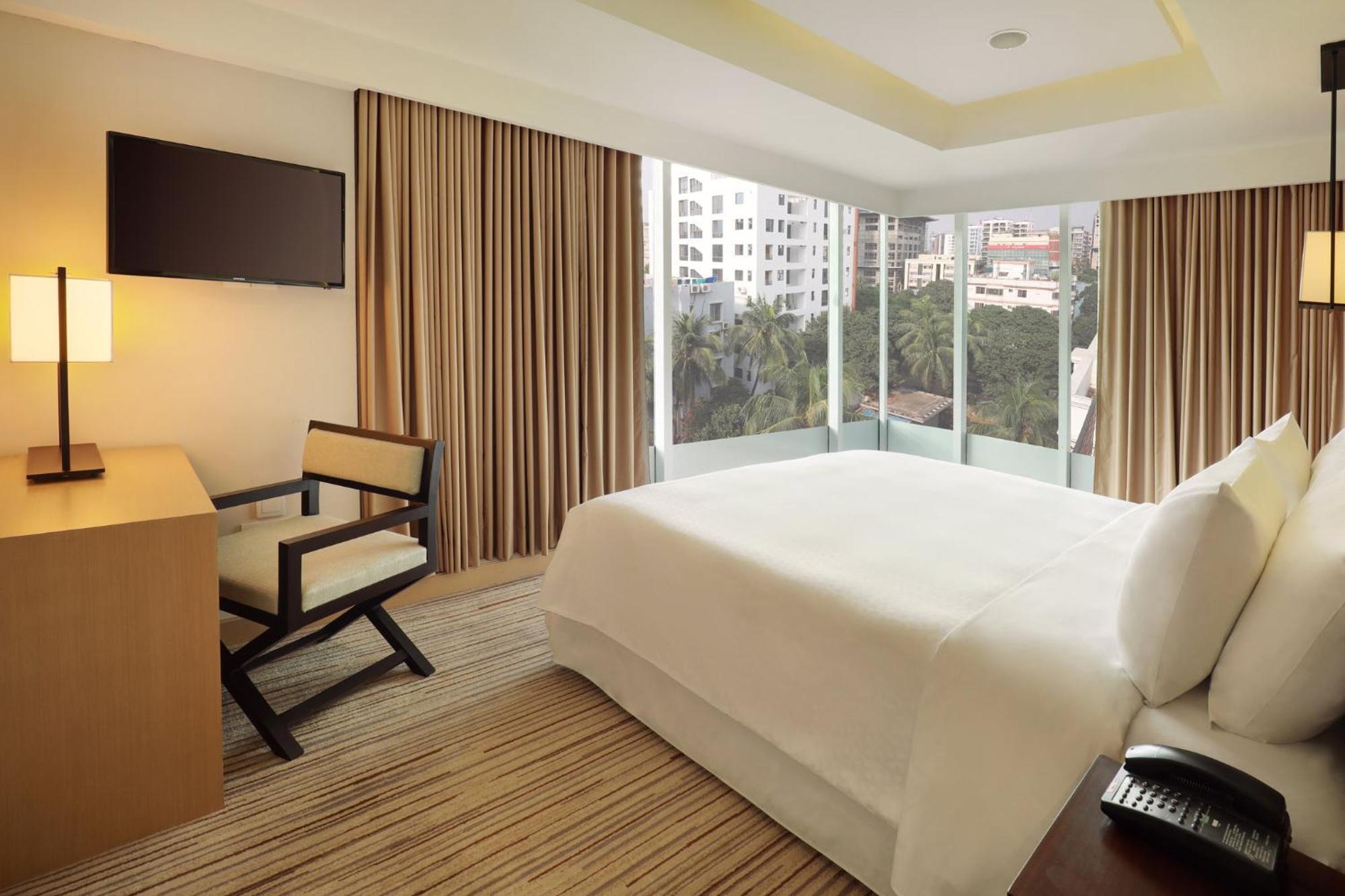 Crowne Plaza Dhaka Gulshan By Ihg Екстериор снимка